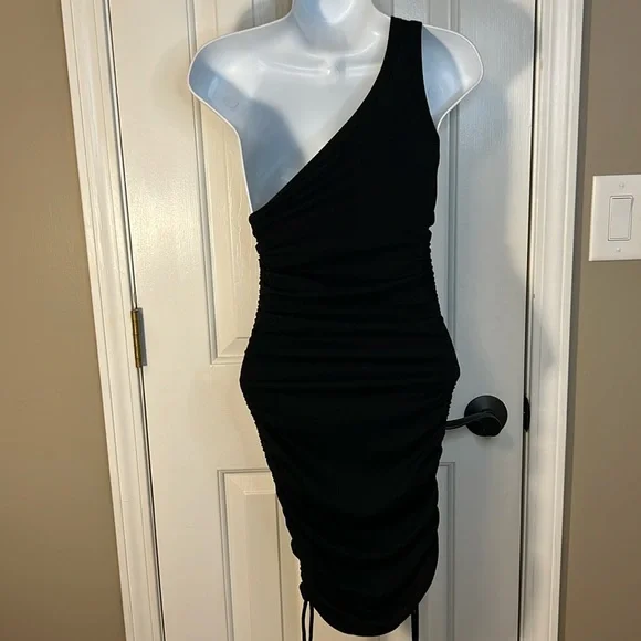 Forever 21 Juniors Size Medium Black Ribbed Body-con Ruched Dress - Picture 3 of 5